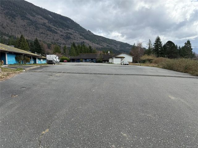 3 of 35 - 1111 Nigei St, Port Alice, BC