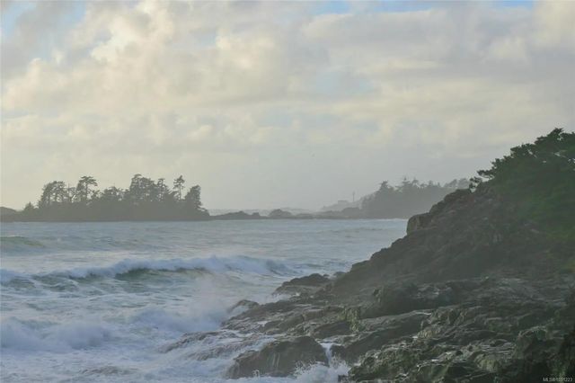 5 of 9 - 871 Moser Pl, Tofino, BC