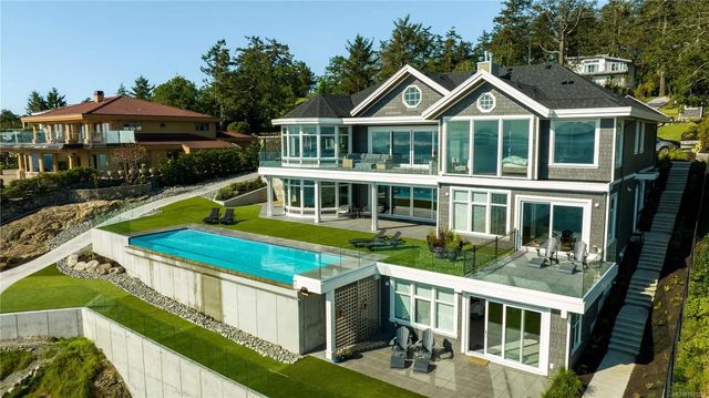 4 of 85 - 4585 Leyns Rd, Saanich, BC
