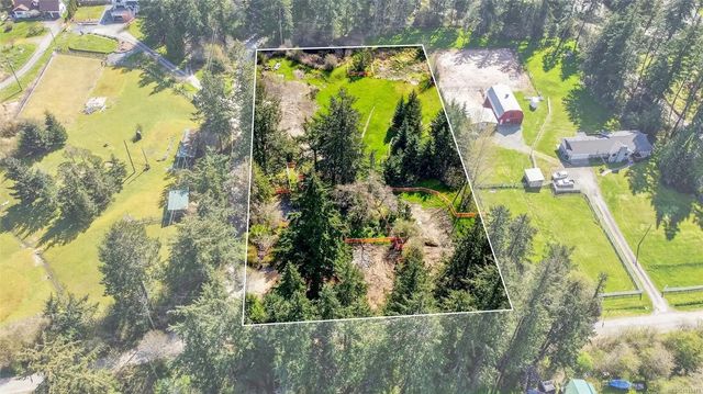 4 of 21 - 4797 Elk Rd, Saanich, BC