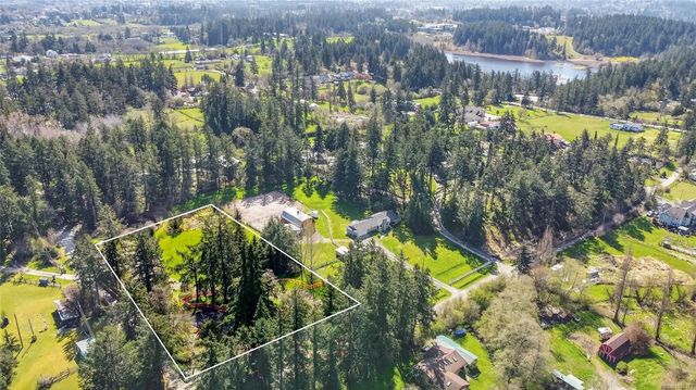 5 of 21 - 4797 Elk Rd, Saanich, BC