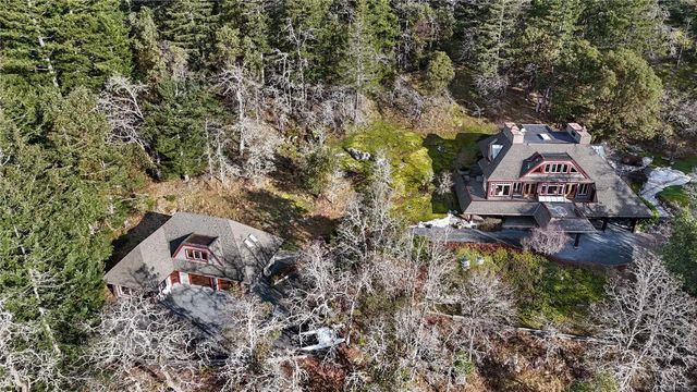 2 of 68 - 8242 Thomson Pl, Central Saanich, BC