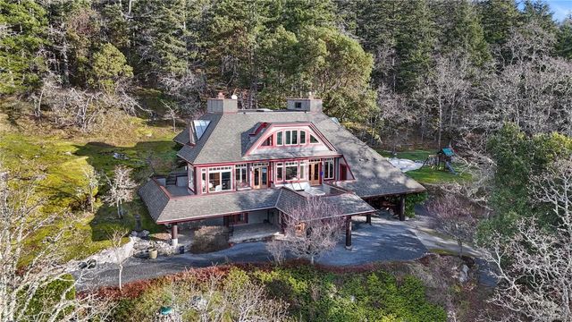3 of 68 - 8242 Thomson Pl, Central Saanich, BC