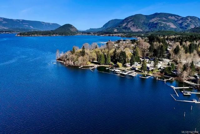 2 of 40 - 10200 South Shore Rd, Honeymoon Bay, BC