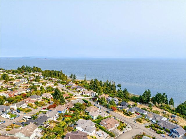 2 of 67 - 6045 Icarus Dr, Nanaimo, BC
