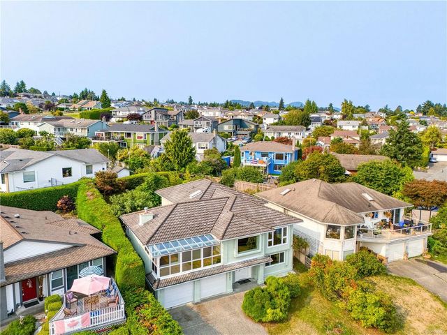 4 of 67 - 6045 Icarus Dr, Nanaimo, BC