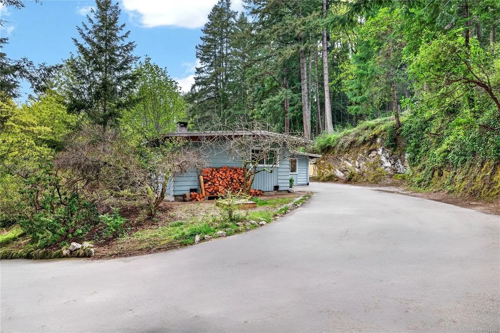 1465 North End Rd, Salt Spring