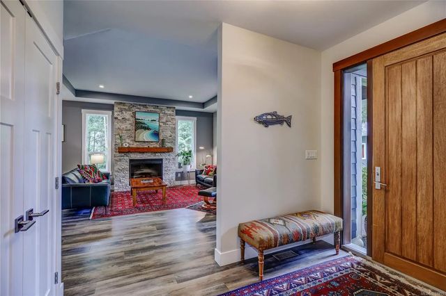 2 of 93 - 1868 Galvin Pl, Qualicum Beach, BC