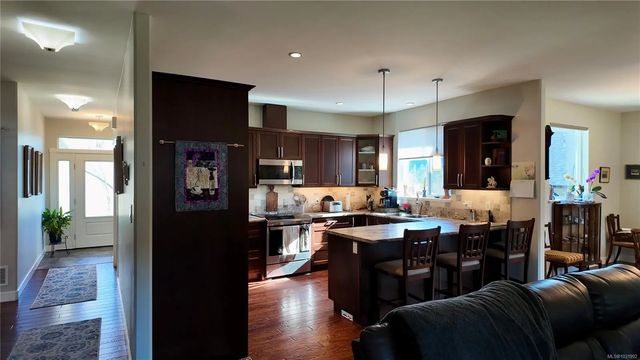 4 of 72 - 434 Mountain View Dr, Lake Cowichan, BC