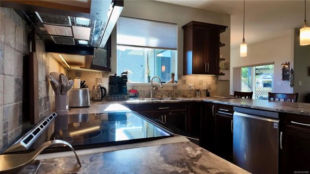 5 of 72 - 434 Mountain View Dr, Lake Cowichan, BC