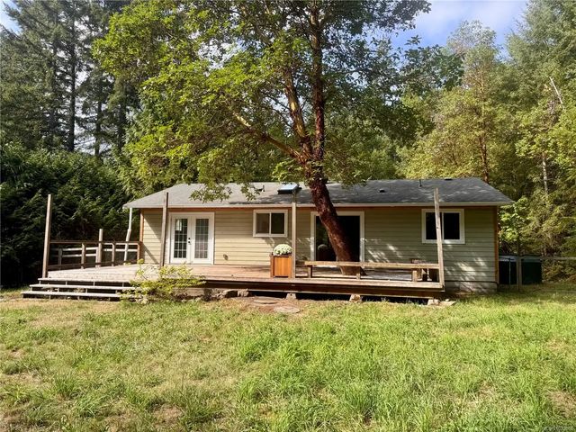 2 of 26 - 840 Mary Rd, Gabriola Island, BC