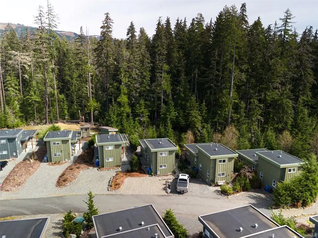 2 of 35 - 9327 Lake Trail Pl, Lake Cowichan, BC