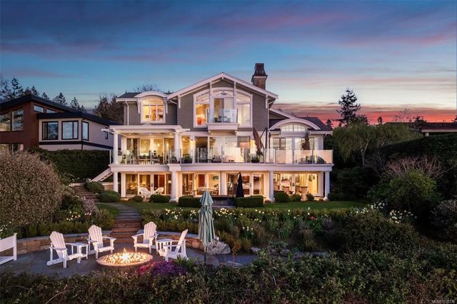 2 of 67 - 9752 Glynnwood Park Rd, North Saanich, BC