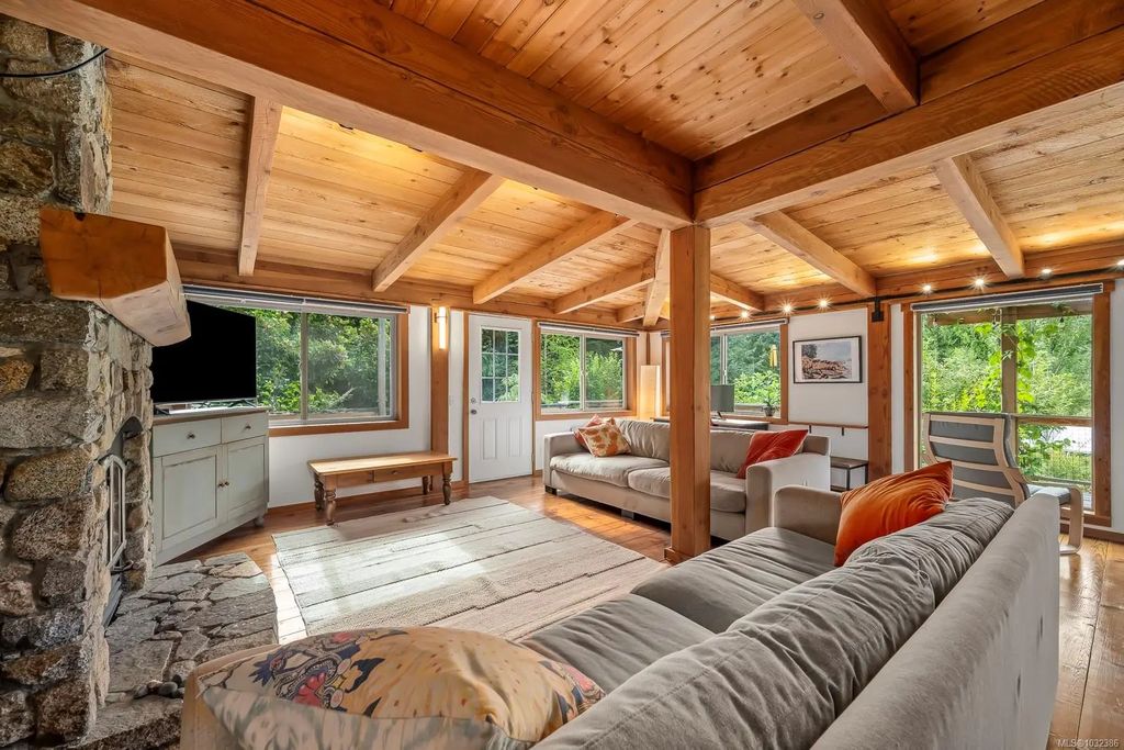 481 Olmstead Rd, Cortes Island