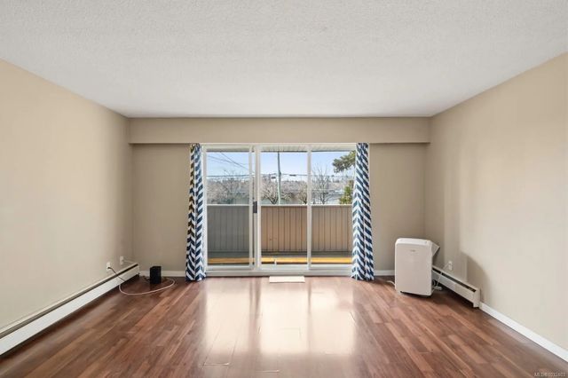 4 of 13 - 377 Dogwood St 211, Campbell River, BC