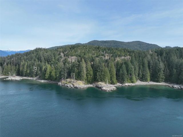 4 of 16 - Dl363 Read Island, Read Island, BC