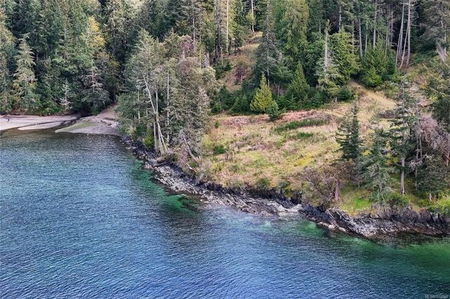 5 of 14 - 128 Narrows West Rd, Salt Spring, BC