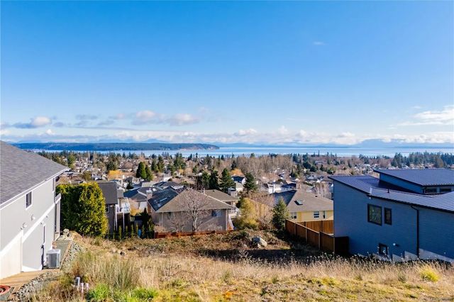 2 of 10 - 750 Nelson Rd, Campbell River, BC