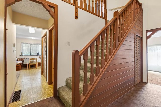 5 of 81 - 7191 Island Hwy, Fanny Bay, BC
