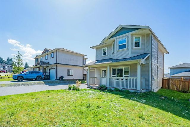 2 of 45 - 2145 Village Dr, Nanaimo, BC