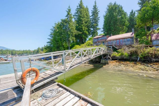 2 of 30 - 310 Tower Rd, Bamfield, BC