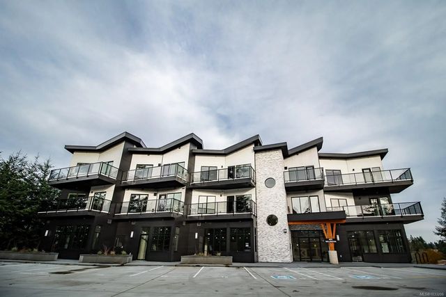 2 of 19 - 4474 Wellington Rd 301, Nanaimo, BC