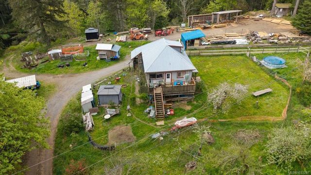 2 of 20 - 2761 Tiesu Rd, Nanaimo, BC