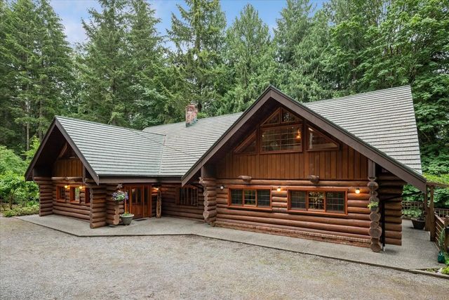 3 of 81 - 1315 Spruston Rd, Cassidy, BC