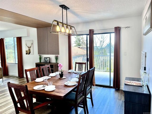 5 of 47 - 5560 Oceanview Terr, Nanaimo, BC