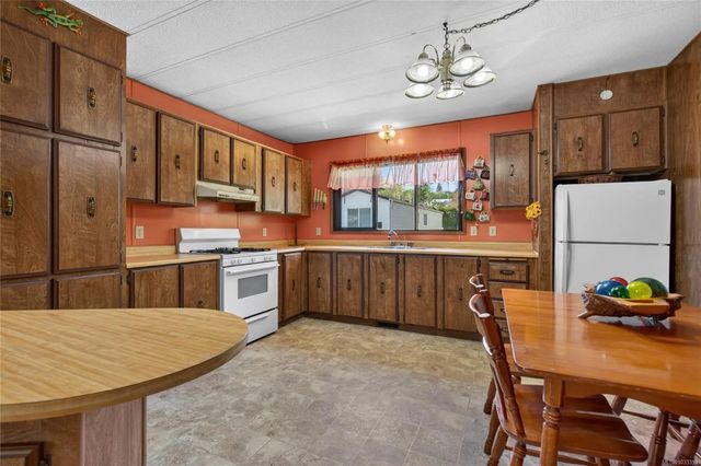 3 of 30 - 951 Homewood Rd 19, Campbell River, BC