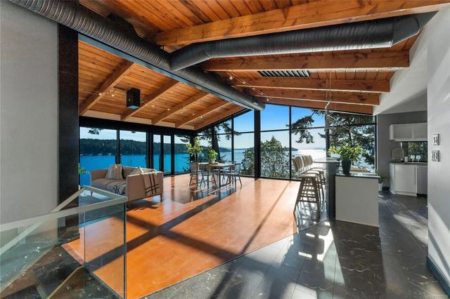 5 of 79 - 1676 Lands End Rd, North Saanich, BC