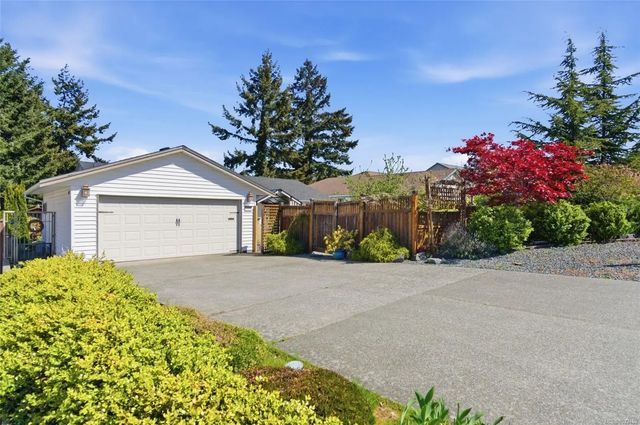 3 of 60 - 130 Heritage Dr, Nanaimo, BC