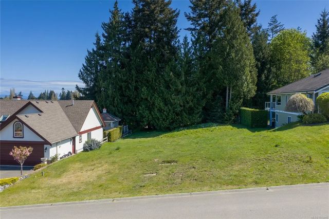 4 of 21 - 530 Sandwedge Close, Qualicum Beach, BC