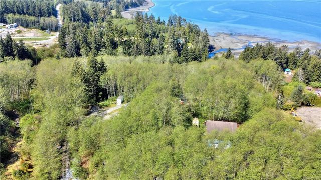3 of 19 - 1017 Oliview Dr, Hyde Creek, BC