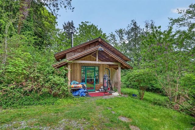 4 of 49 - 201 Price Rd, Salt Spring, BC