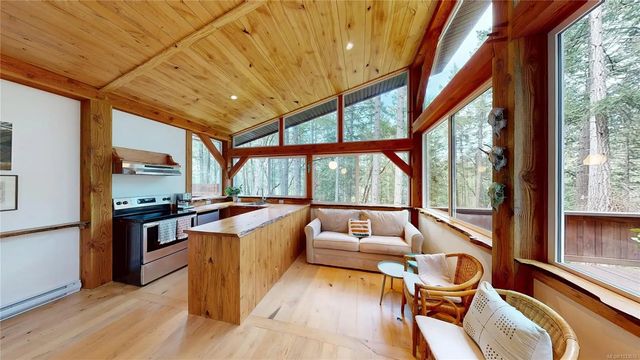 2 of 27 - 221 Sockeye Dr, Mudge Island, BC