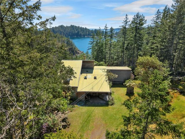 2 of 41 - 1395 Manzanita Rd, Cortes Island, BC