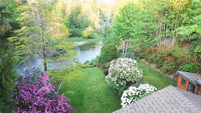 5 of 37 - 41 Somenos St, Lake Cowichan, BC
