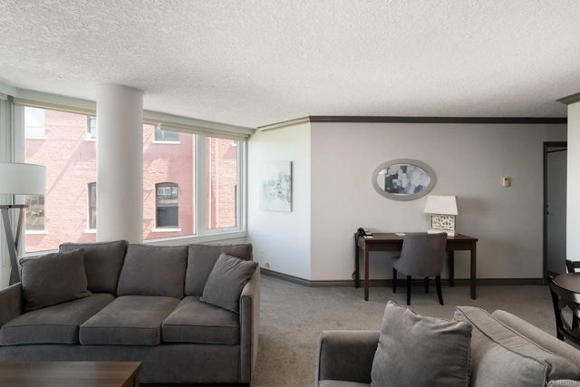 5 of 32 - 1234 Wharf St 401, Victoria, BC