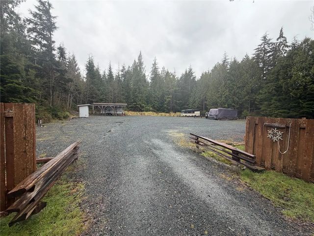 4 of 38 - 17161 Parkinson Rd, Port Renfrew, BC