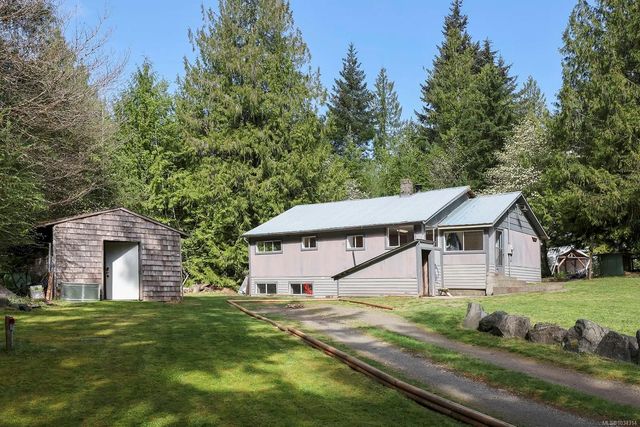 5 of 20 - 10 Horbury Rd, Cumberland, BC