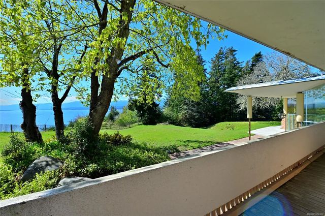 2 of 40 - 1133 Moore Rd, Comox, BC