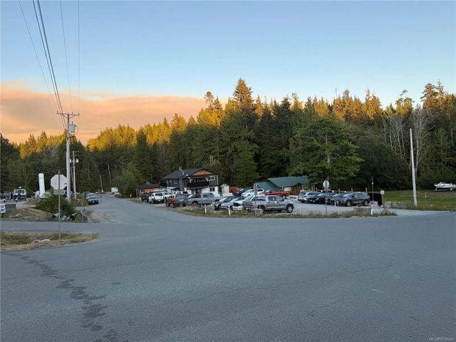 3 of 7 - 251 Frigate Rd, Bamfield, BC