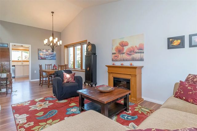 4 of 58 - 810 Colonia Dr, Ladysmith, BC