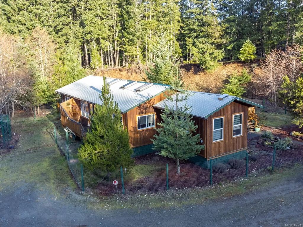 360 Cape Mudge Rd, Quadra Island