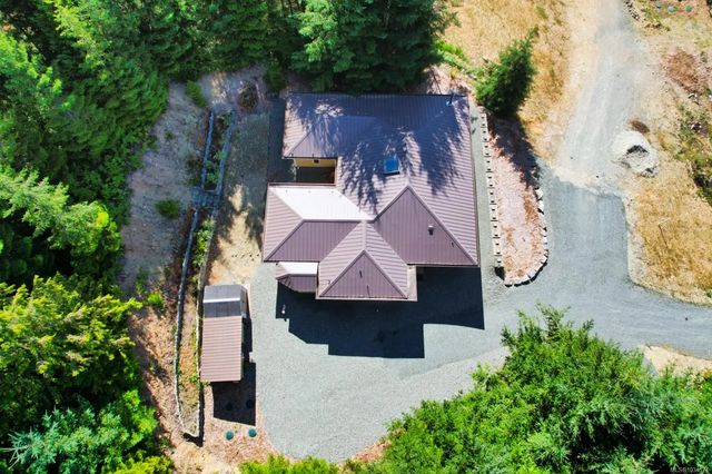 4 of 36 - 9871 Youbou Rd, Youbou, BC