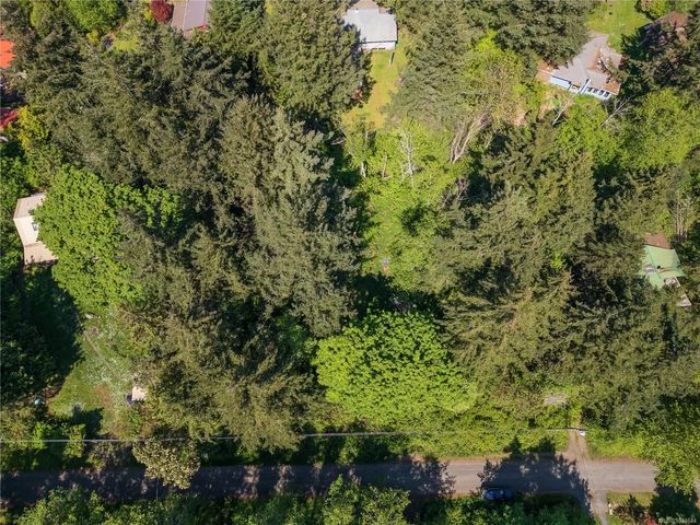 4 of 24 - 5235 Mcleod Rd, Hornby Island, BC