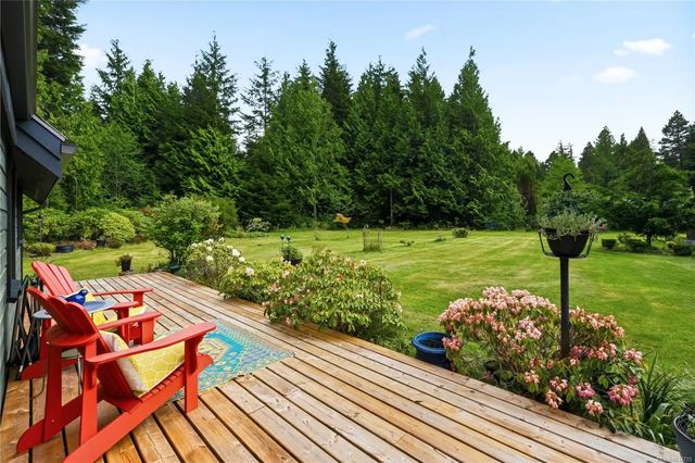 2 of 48 - 1420 Smithdale Rd, Ucluelet, BC