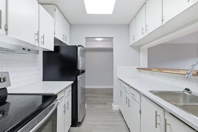 4 of 32 - 363 Morison Ave 208, Parksville, BC