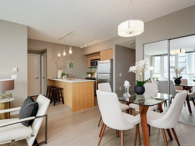 5 of 25 - 834 Johnson St 708, Victoria, BC